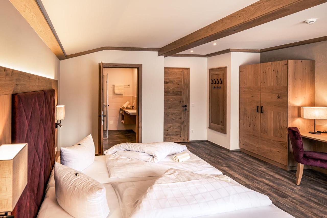 Hotel Foehrenhof シュタンツァッハ エクステリア 写真