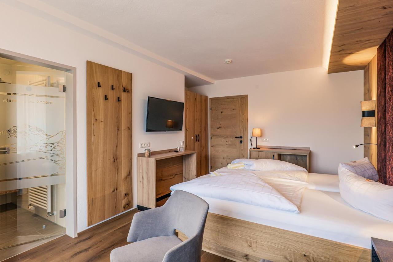 Hotel Foehrenhof シュタンツァッハ エクステリア 写真