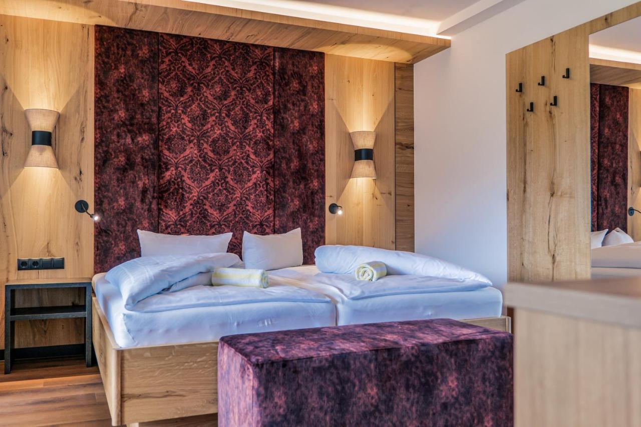 Hotel Foehrenhof シュタンツァッハ エクステリア 写真